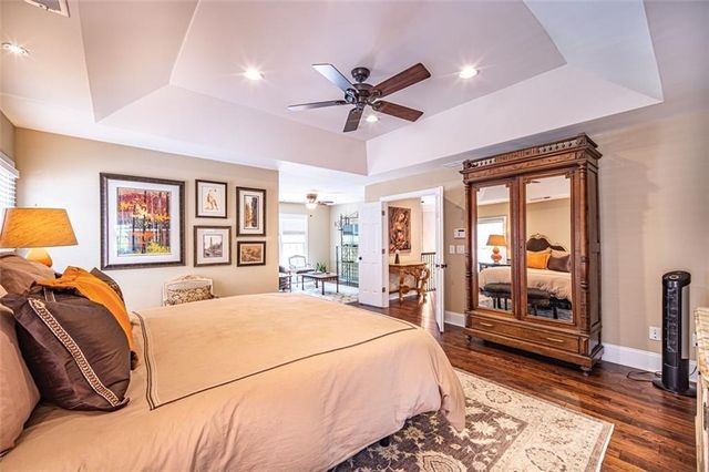 415 Wembley Circle, Atlanta, GA 30328