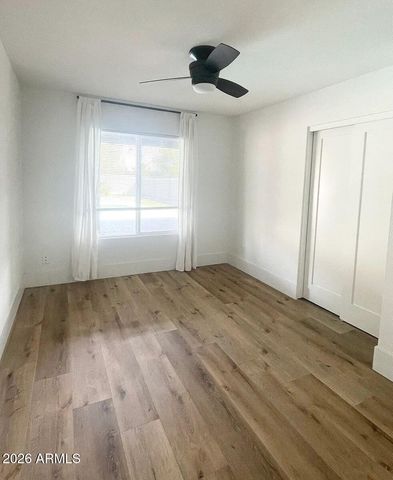 6871 E KINGS Avenue, Scottsdale, AZ 85254
