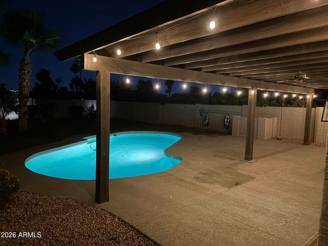 6871 E KINGS Avenue, Scottsdale, AZ 85254