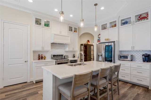 12566 St Ann Ct, Willis, TX 77318