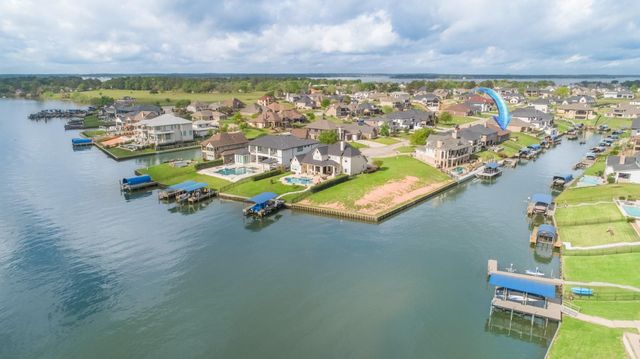 12566 St Ann Ct, Willis, TX 77318