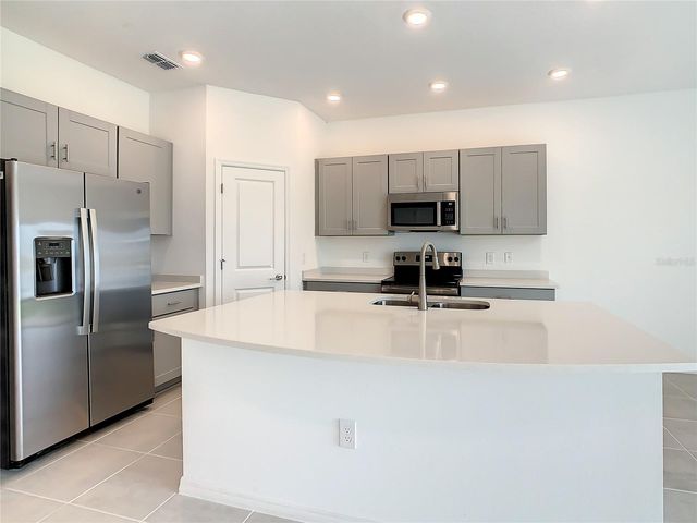 1256 LAGO VISTA COURT, Kissimmee, FL 34746