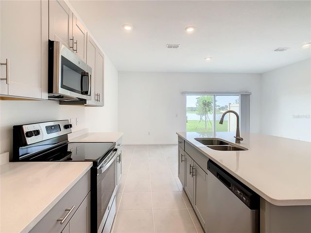 1256 LAGO VISTA COURT, Kissimmee, FL 34746