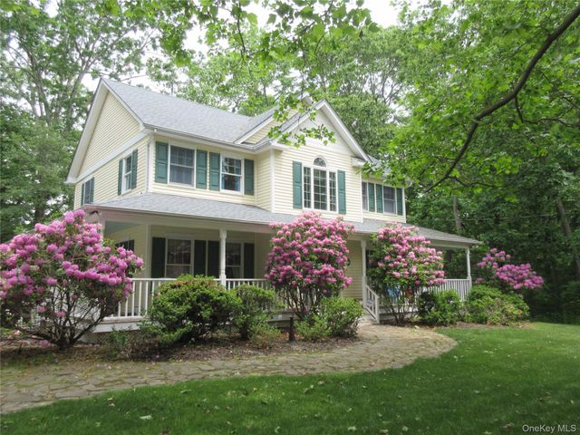 1025 Long Creek Drive, Southold, NY 11971