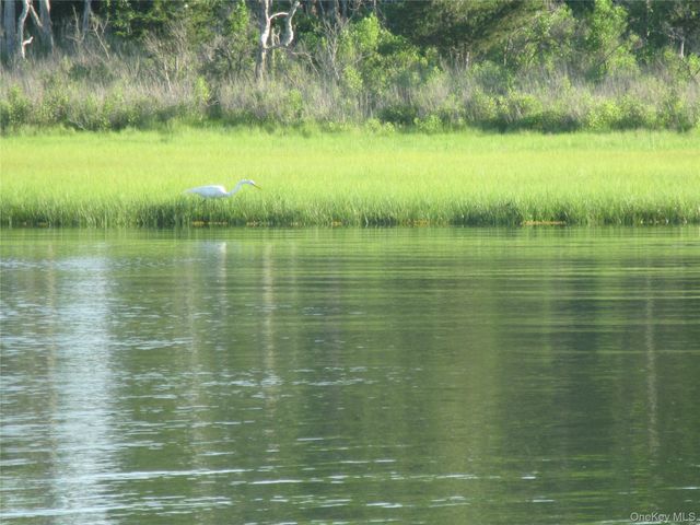 1025 Long Creek Drive, Southold, NY 11971