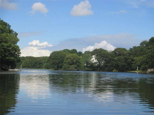 1025 Long Creek Drive, Southold, NY 11971