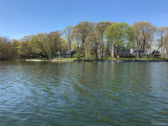 1025 Long Creek Drive, Southold, NY 11971