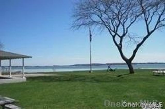 1025 Long Creek Drive, Southold, NY 11971