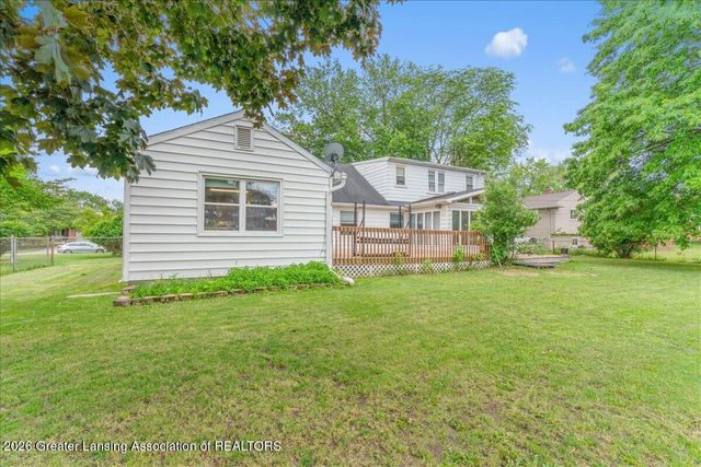 4340 Appletree Lane, Lansing, MI 48917