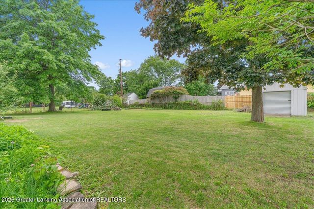 4340 Appletree Lane, Lansing, MI 48917