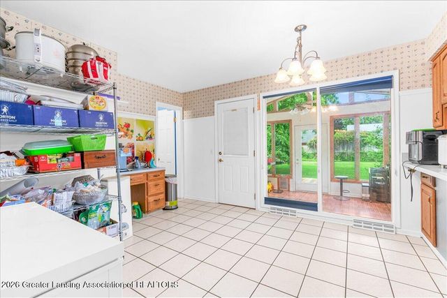 4340 Appletree Lane, Lansing, MI 48917