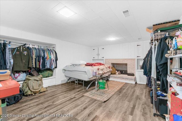 4340 Appletree Lane, Lansing, MI 48917