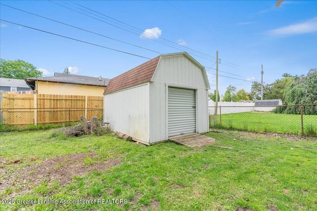 4340 Appletree Lane, Lansing, MI 48917
