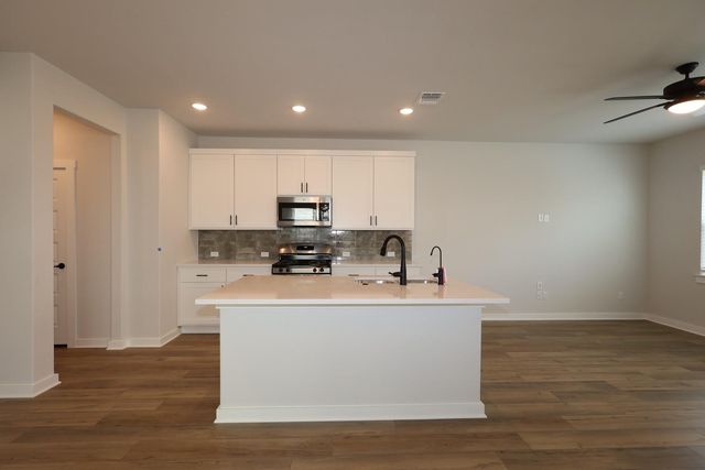 206 Marie WAY, Georgetown, TX 78626
