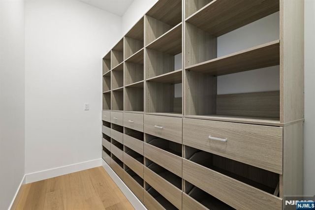 12 Meadow Court, Norwood, NJ 07648