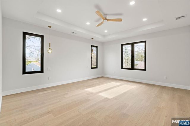 12 Meadow Court, Norwood, NJ 07648