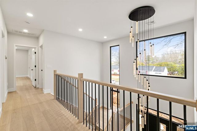 12 Meadow Court, Norwood, NJ 07648