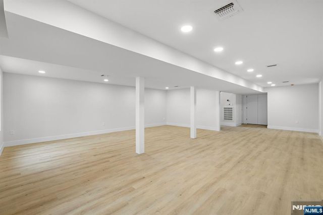 12 Meadow Court, Norwood, NJ 07648