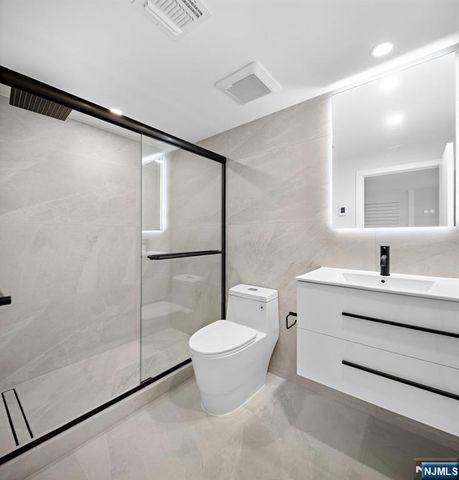 12 Meadow Court, Norwood, NJ 07648