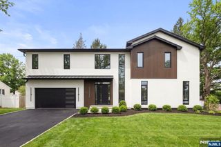 12 Meadow Court, Norwood, NJ 07648