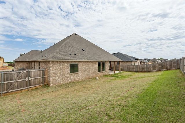 9312 NW 146th Street, Yukon, OK 73099