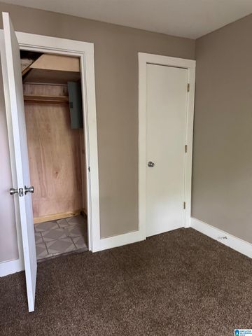 5803 AVENUE G, Bessemer, AL 35020