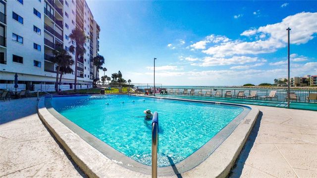 7150 SUNSET 903E, St Pete Beach, FL 33706