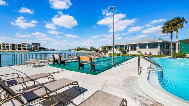 7150 SUNSET 903E, St Pete Beach, FL 33706