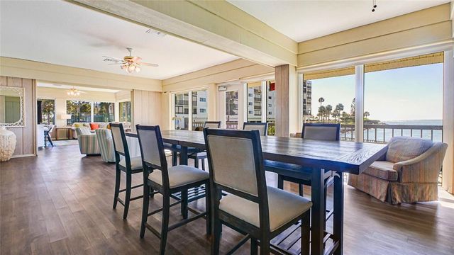 7150 SUNSET 903E, St Pete Beach, FL 33706