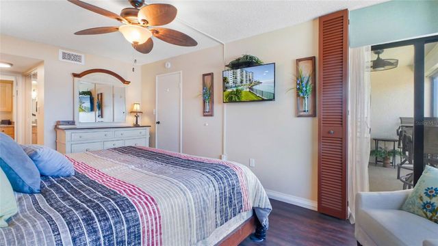 7150 SUNSET 903E, St Pete Beach, FL 33706