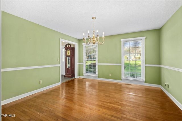 1857 Greenbriar Circle, Elizabethton, TN 37643