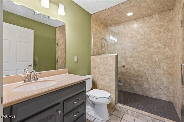 1857 Greenbriar Circle, Elizabethton, TN 37643