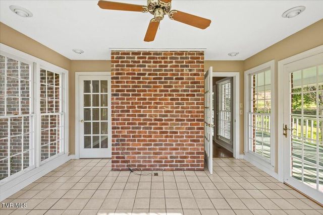 1857 Greenbriar Circle, Elizabethton, TN 37643