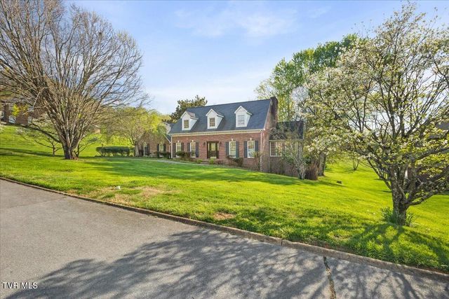 1857 Greenbriar Circle, Elizabethton, TN 37643