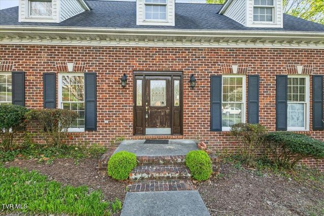 1857 Greenbriar Circle, Elizabethton, TN 37643