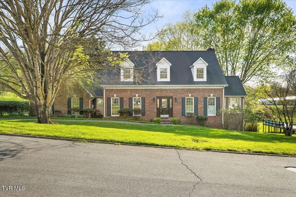 1857 Greenbriar Circle, Elizabethton, TN 37643