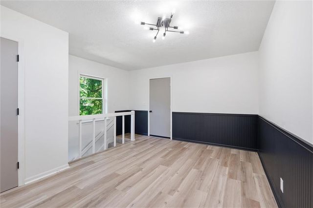 10420 Palmer Avenue, Kansas City, MO 64134