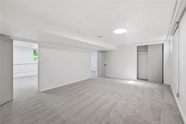 10420 Palmer Avenue, Kansas City, MO 64134