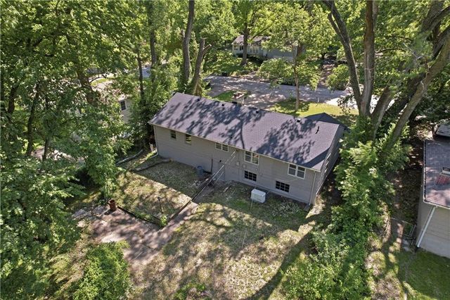 10420 Palmer Avenue, Kansas City, MO 64134