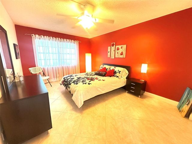 4004 Newport G 4004, Deerfield Beach, FL 33442