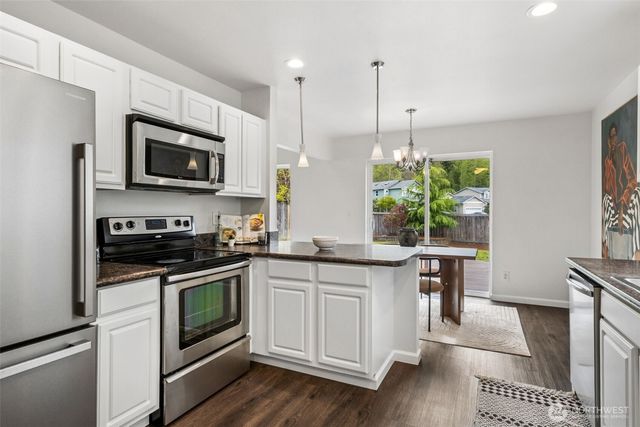 17902 110th Street Ct E, Bonney Lake, WA 98391