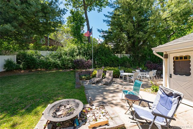 22 Vine Street, Centereach, NY 11720