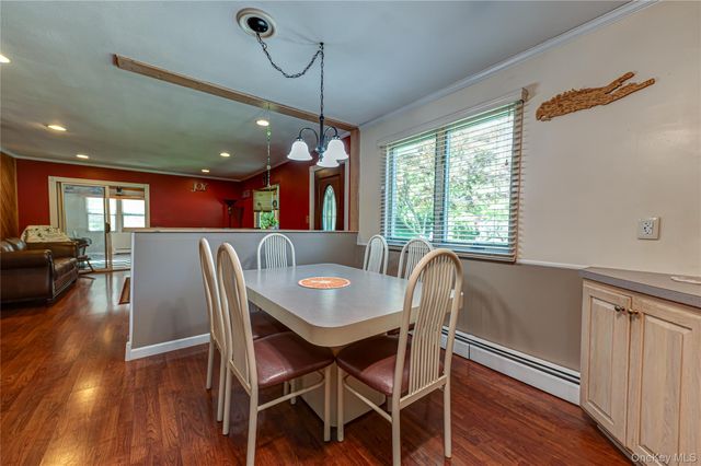 22 Vine Street, Centereach, NY 11720