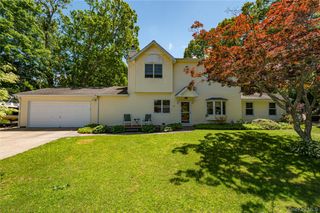 22 Vine Street, Centereach, NY 11720