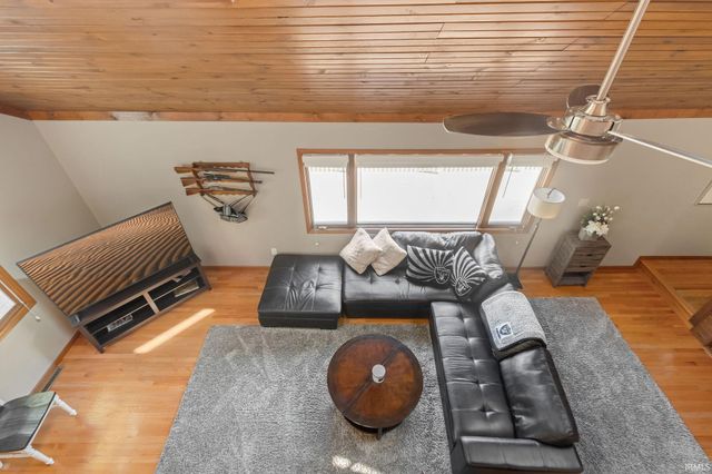 17525 Auten Road, Granger, IN 46530