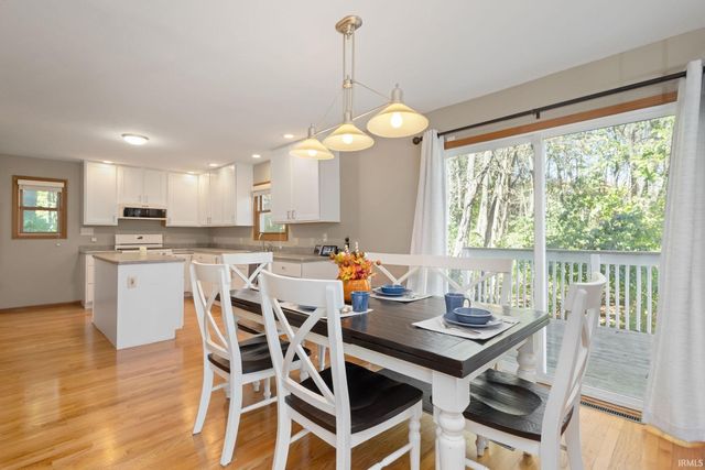 17525 Auten Road, Granger, IN 46530