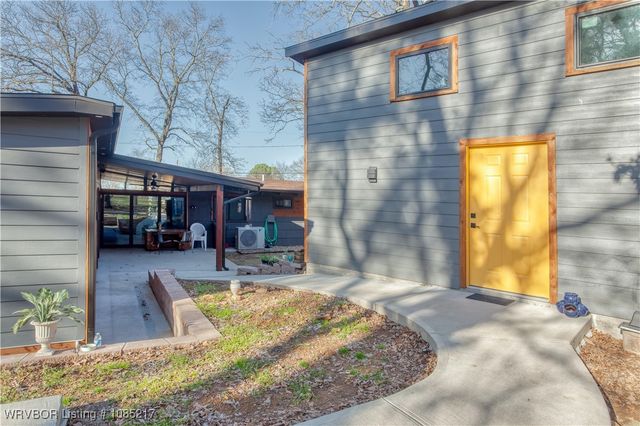 5620 Country Club Avenue, Fort Smith, AR 72903