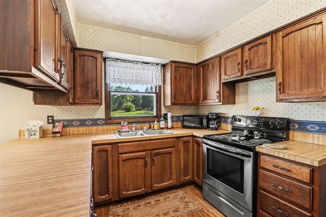 34792 Mill Lake Road, Gobles, MI 49055