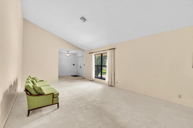 175 NW 84th Way, Coral Springs, FL 33071