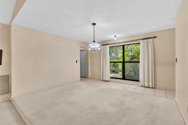 175 NW 84th Way, Coral Springs, FL 33071